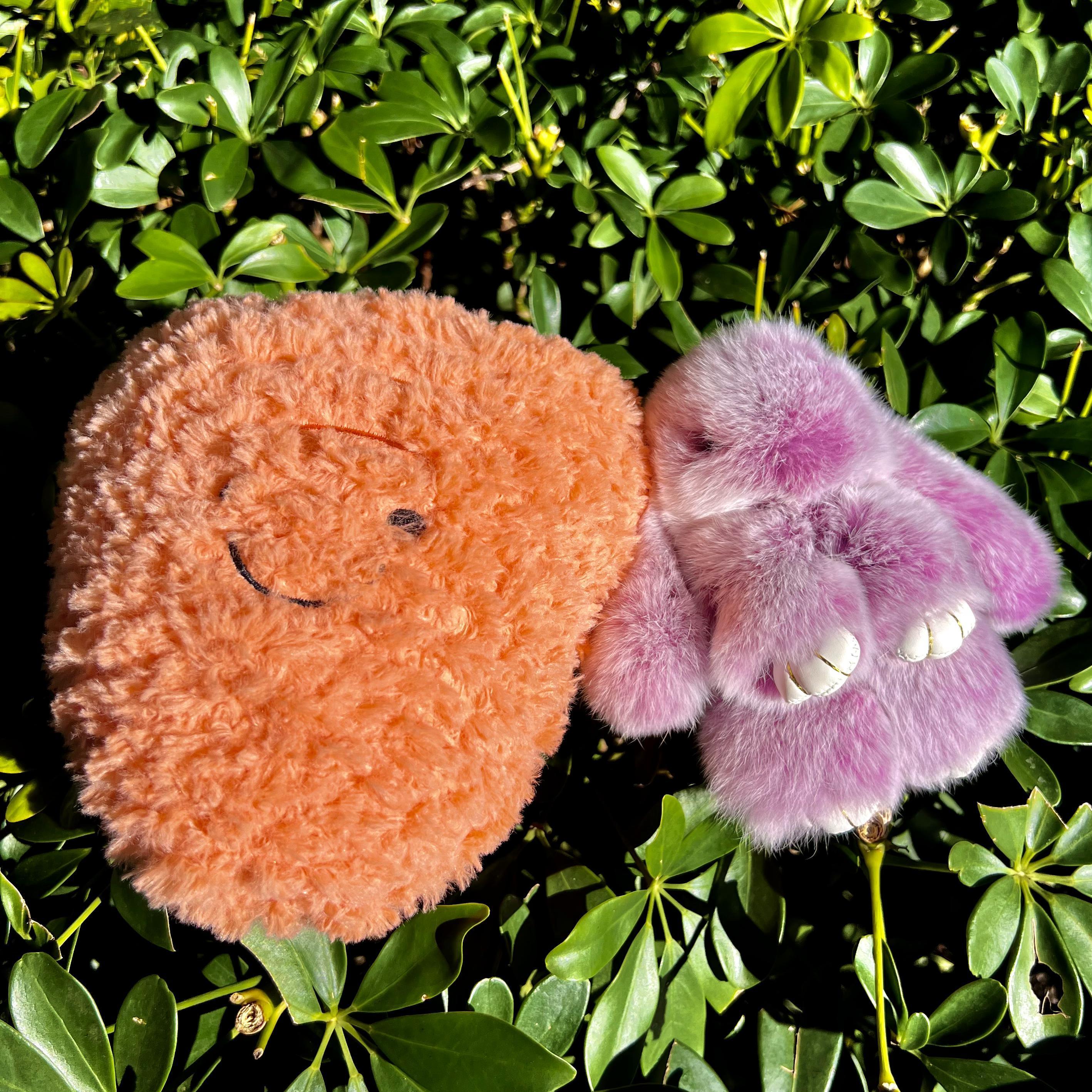 DaddyLulu × Handmade Bunny Pompom Keychain with Designed Tin - BunnyLulu